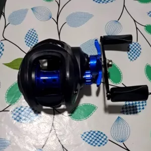 Mulinello da pesca Baitcasting ricevuto dal cliente Ethan B.