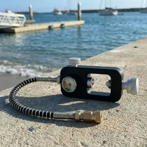 Adattatore per ricarica bombole da sub